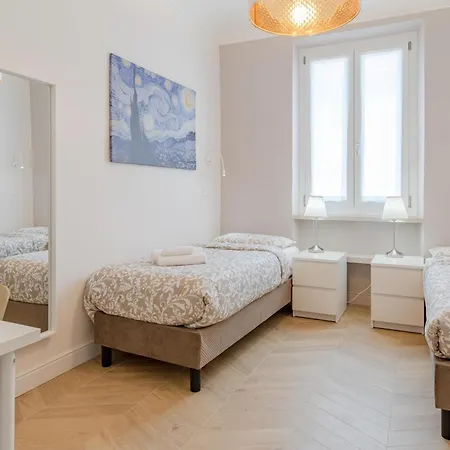 3br In Lingotto Fiere, Station & Metro Nearby Turyn
