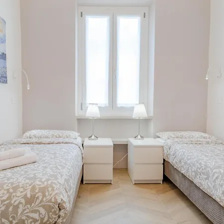 3br In Lingotto Fiere, Station & Metro Nearby Turyn
