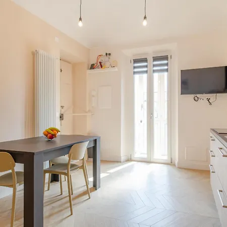 3br In Lingotto Fiere, Station & Metro Nearby Turyn